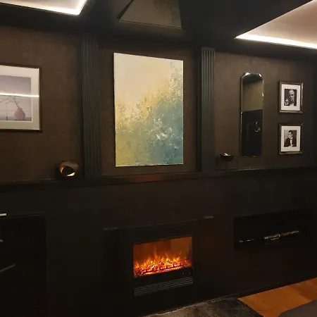 Miet-kamp Ruhig, Zentral, Nahe Messe, Ausgefallenes Design 2 Schlafzimmer * برلين