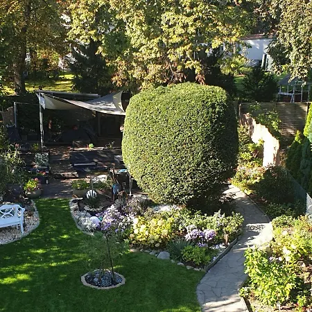 Apartment Miet-kamp Ruhig, Zentral, Nahe Messe, Ausgefallenes Design 2 Schlafzimmer *