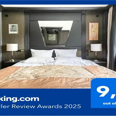 Miet-kamp Ruhig, Zentral, Nahe Messe, Ausgefallenes Design 2 Schlafzimmer * Berlin