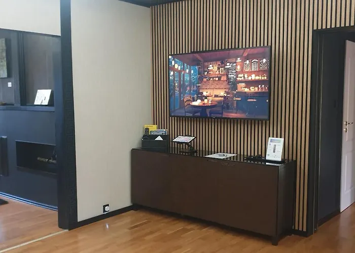 Miet-kamp Ruhig, Zentral, Nahe Messe, Ausgefallenes Design 2 Schlafzimmer Appartamento *